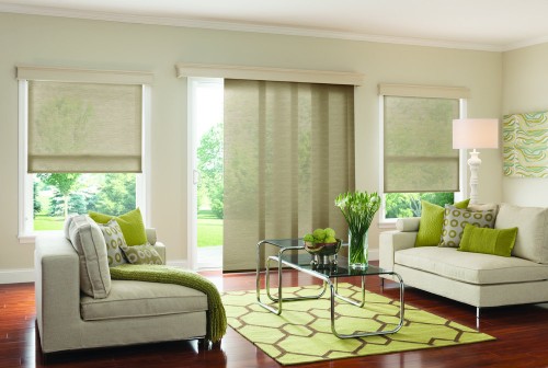 Choose from the largest selection of Window Roller Blinds & Shades, Custom Solar Shade Window Coverings. Cellular, layered, roman, natural shades, faux wood blinds & more.

Source: https://www.simplyblinds.co/roller-solar-shades-blinds/