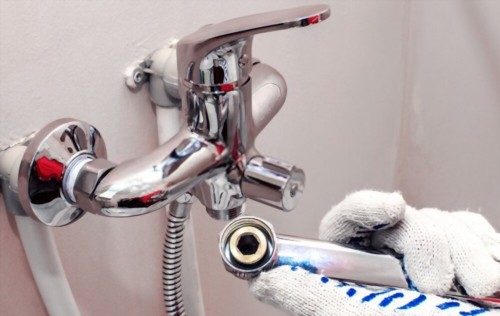 If you rely on the professional plumbers to get professional Plumbing Services in Clapham, you get commitment and quality. They believe in complete transparency. When you consult them, they start building plans, begin the project immediately, and try to meet the deadlines. Their consideration to provide quality services to thir customers set them apart from other business competitors.